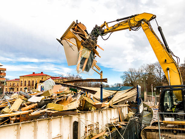 Best Basement Cleanout Services  in Savannah, MO